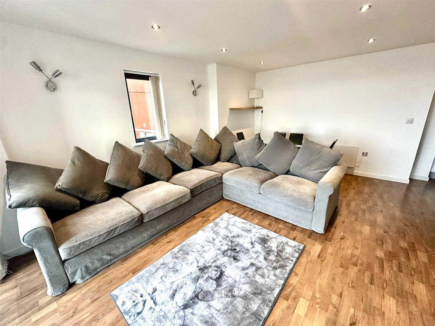 South Quay, Kings Road, Swansea, SA1 8AL